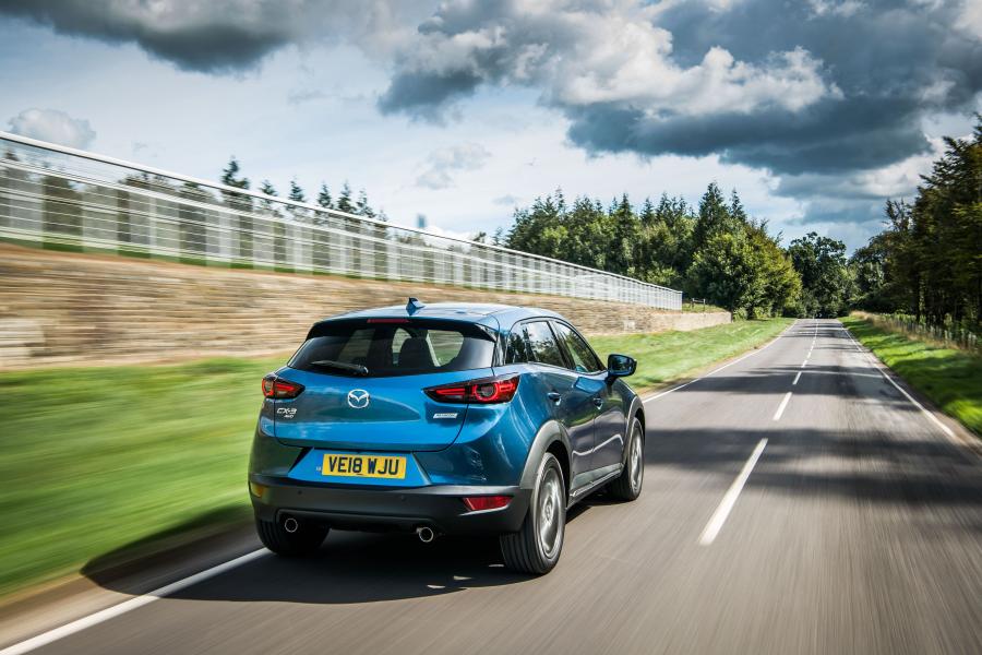  Mazda CX-3 2018 года  (UK) (фото 8 из 30)